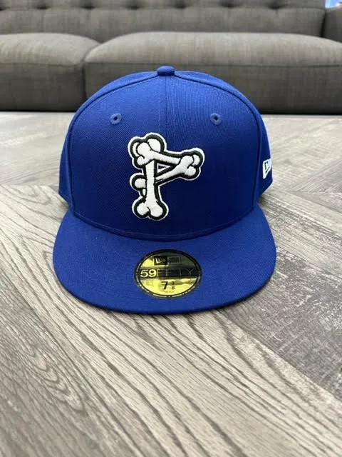 5950 PRIVATE DARK ROYAL GLOW IN THE DARK FITTED