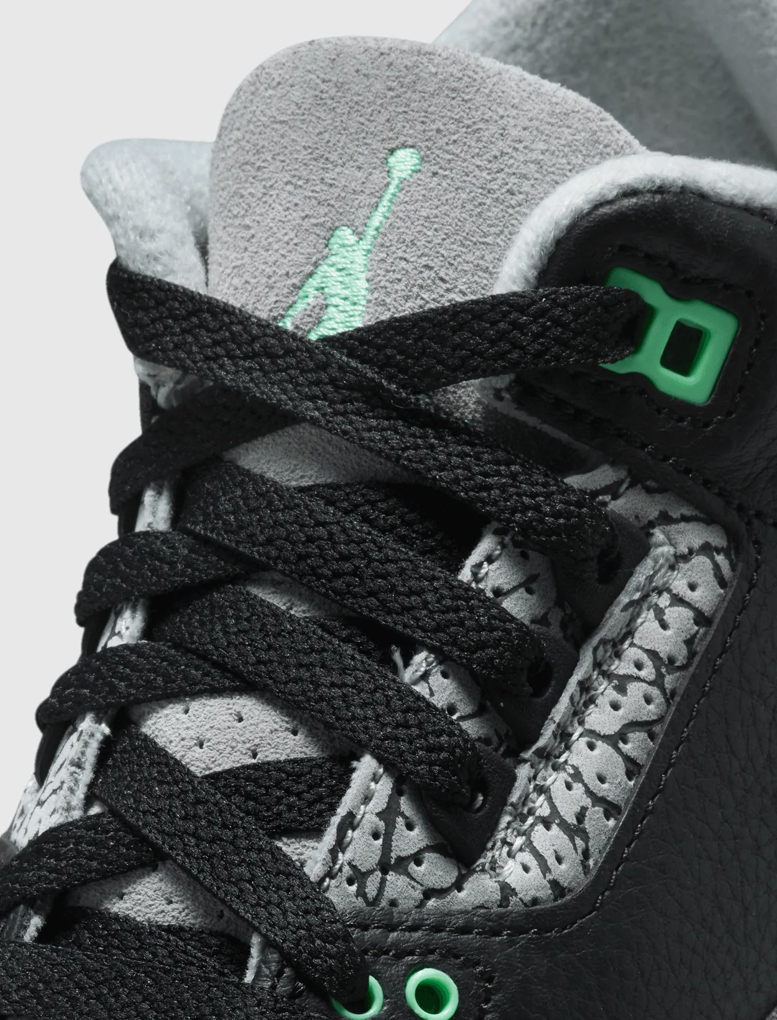 AIR JORDAN 3 RETRO "BLACK/ GREEN GLOW" GS