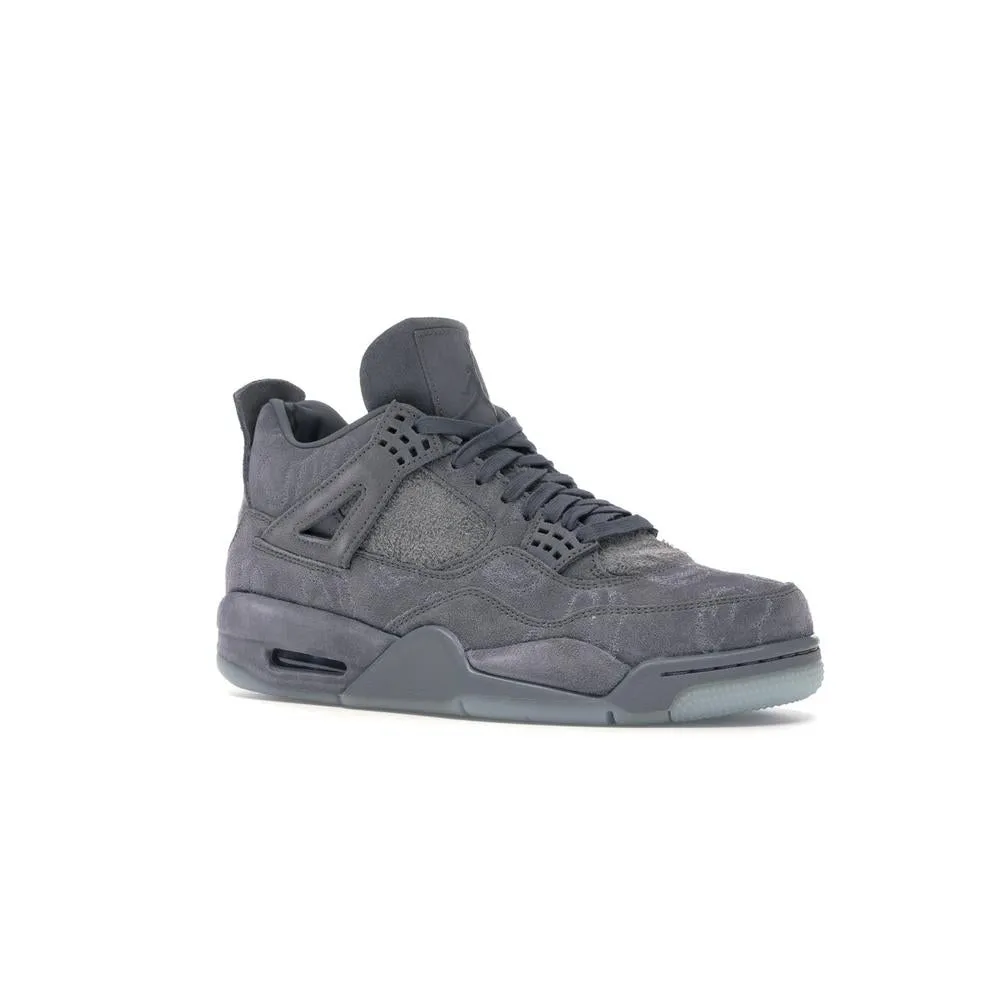 Air Jordan 4 Retro Kaws