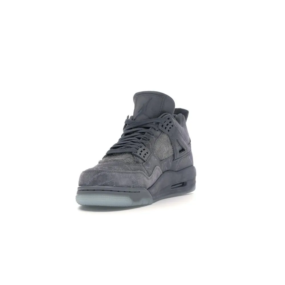 Air Jordan 4 Retro Kaws