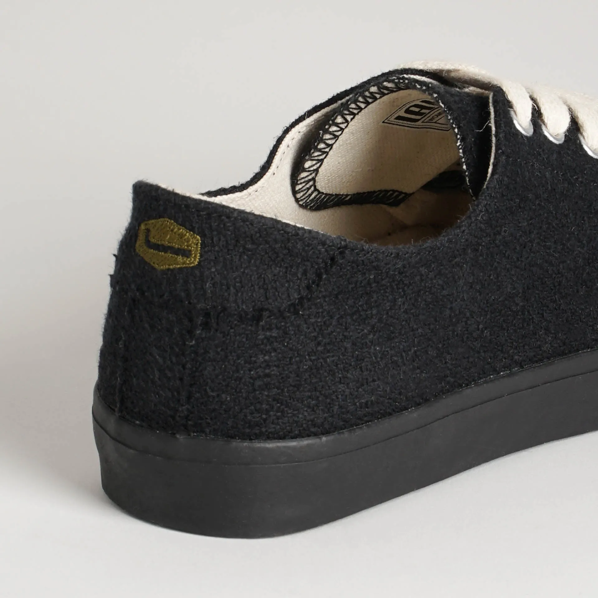 Lakat Lo-cut Sneakers - Black