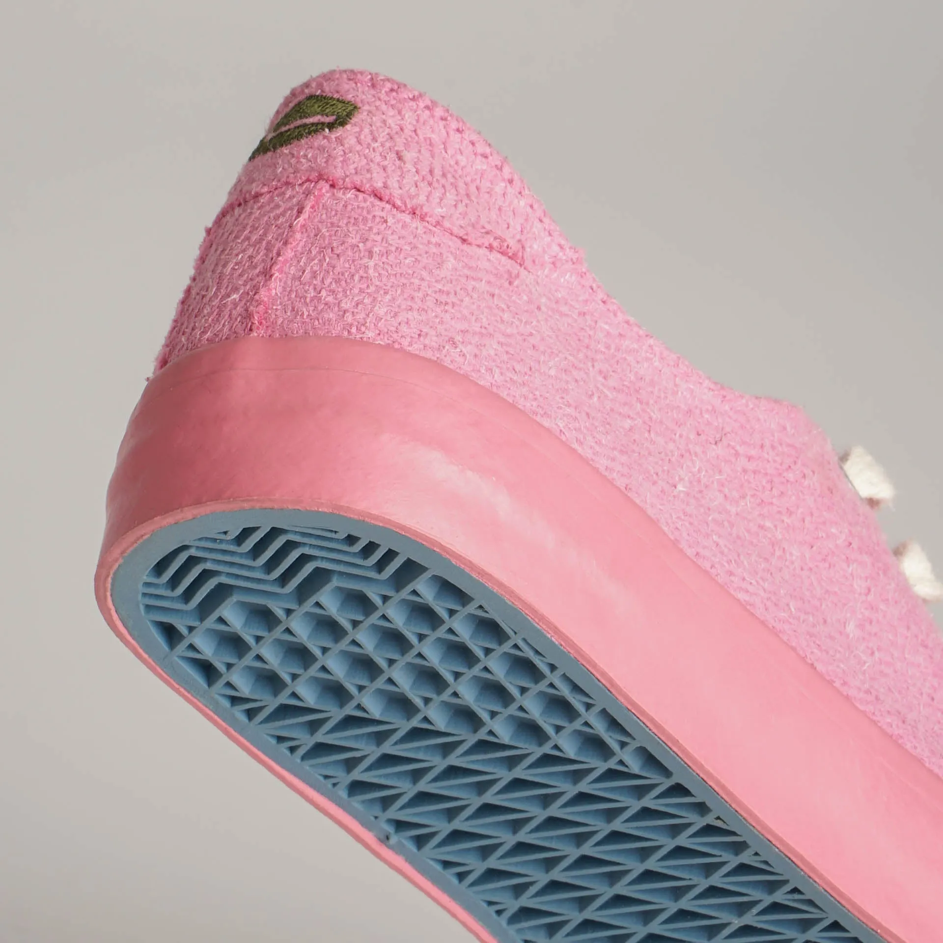 Lakat Lo-cut Sneakers - Pink