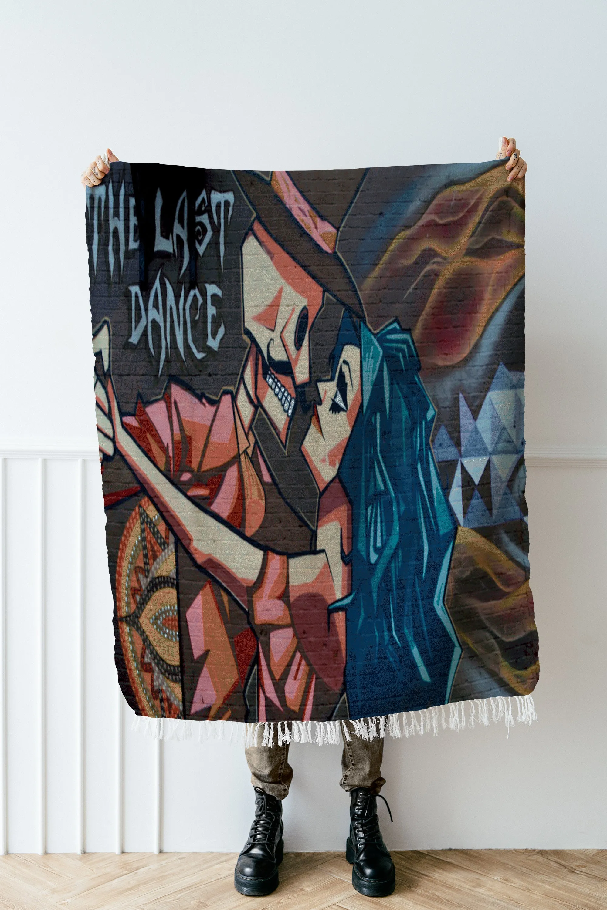 Luxurious Cotton Woven Tapestry Throw Blanket | Gothic | The Last Dance