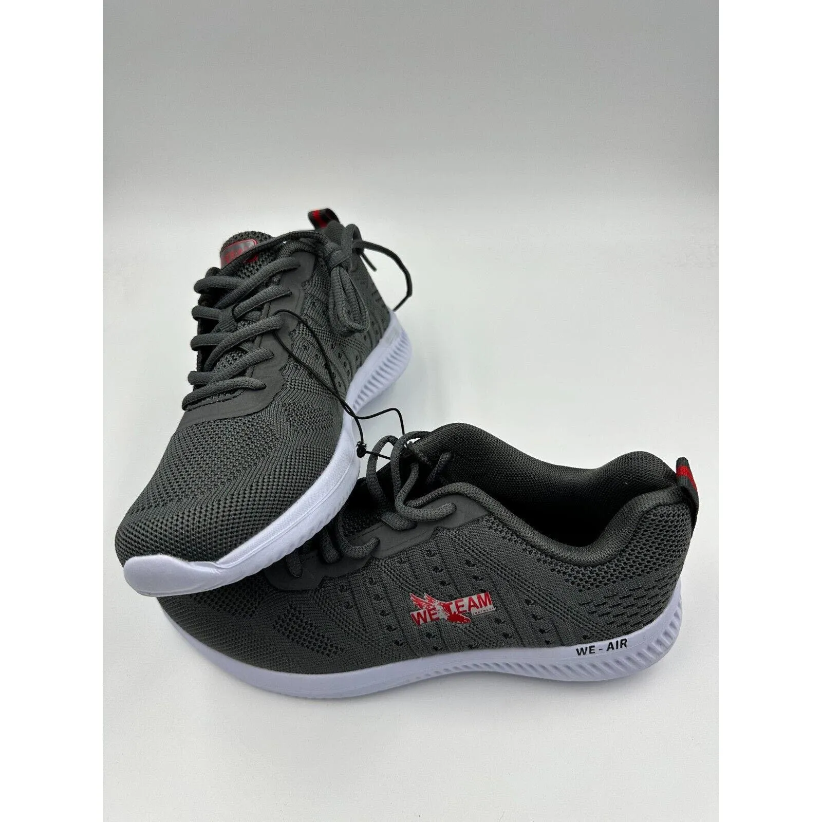 Men's Size 8, Ultra Foam Grey Sneakers