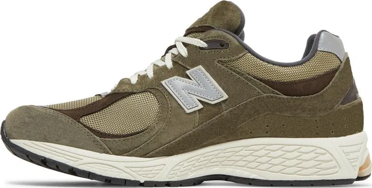 New Balance 2002R 'Dark Camo' sneakers, green