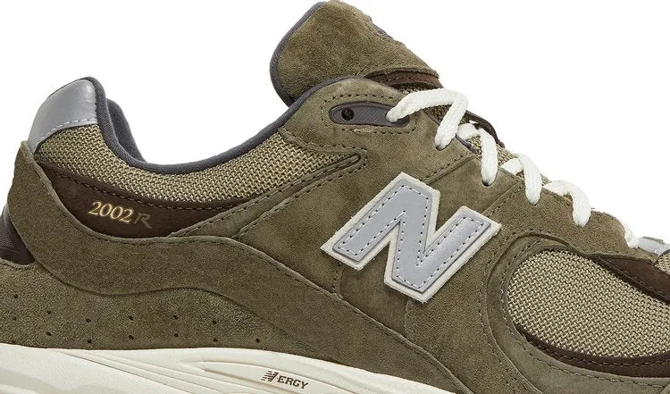 New Balance 2002R 'Dark Camo' sneakers, green