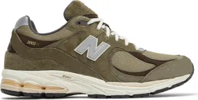 New Balance 2002R 'Dark Camo' sneakers, green