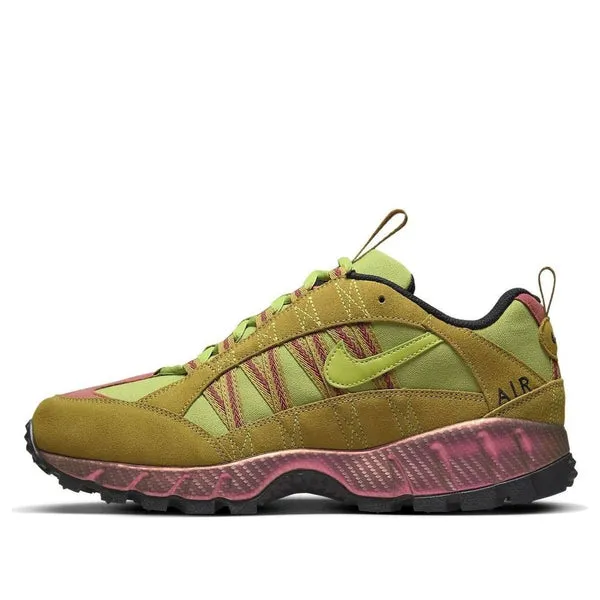 Nike Air Humara 'Pacific Moss' in pacific moss/pear/dark pony